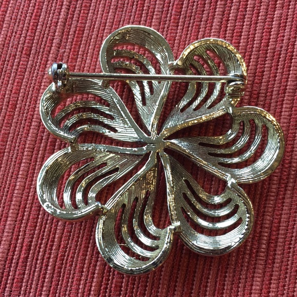 Vintage Brooch Lot of 6 Assorted Pins - Picture 11 of 13